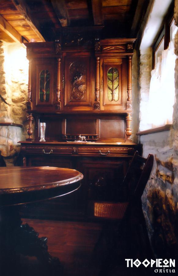 Tithoreans' Traditional Residences Extérieur photo