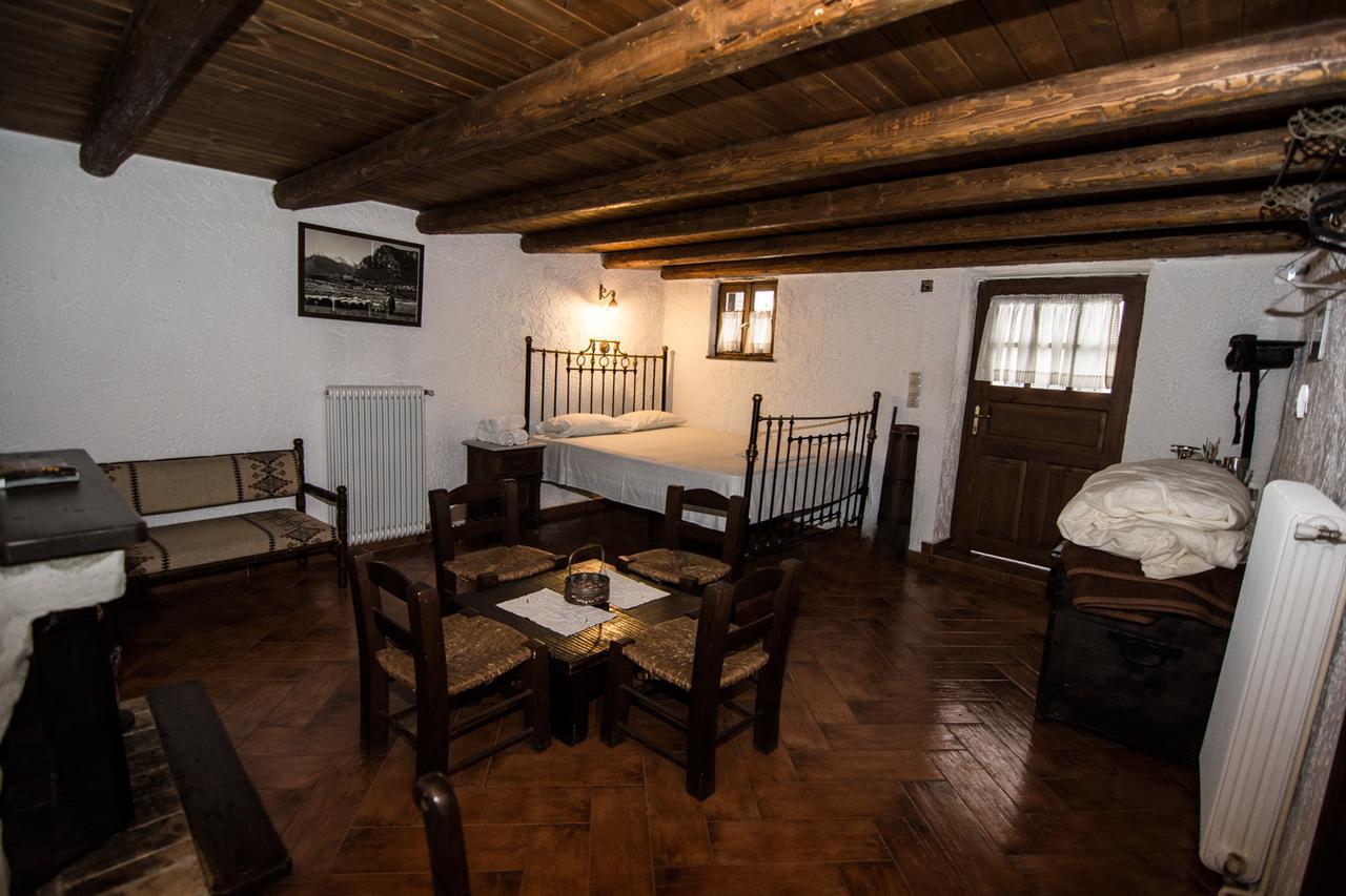 Tithoreans' Traditional Residences Extérieur photo