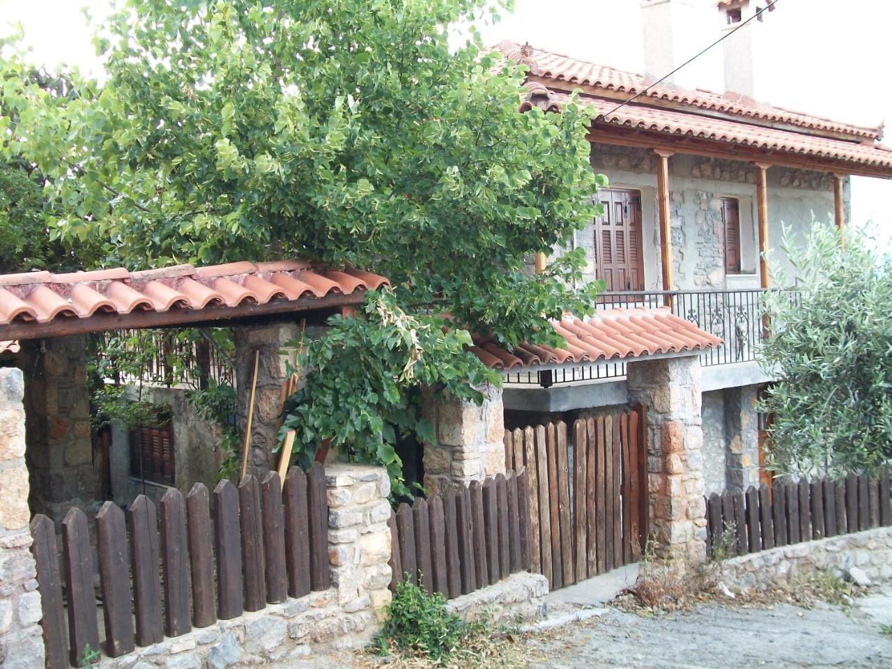 Tithoreans' Traditional Residences Extérieur photo